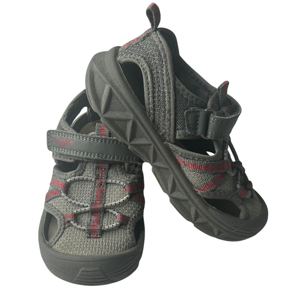 OshKosh B'gosh boys sz 8 gray mesh and red detailing water shoes